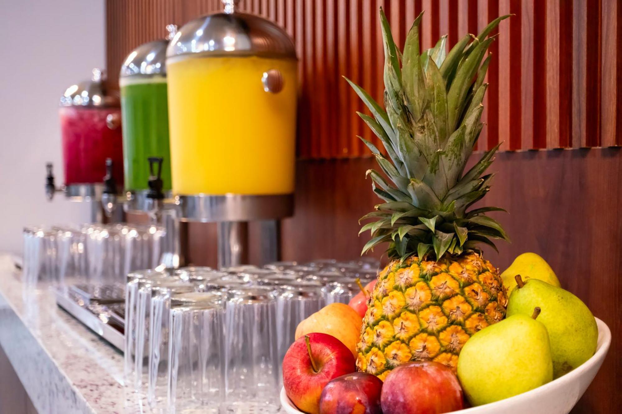 Holiday Inn Uruapan By Ihg Kültér fotó