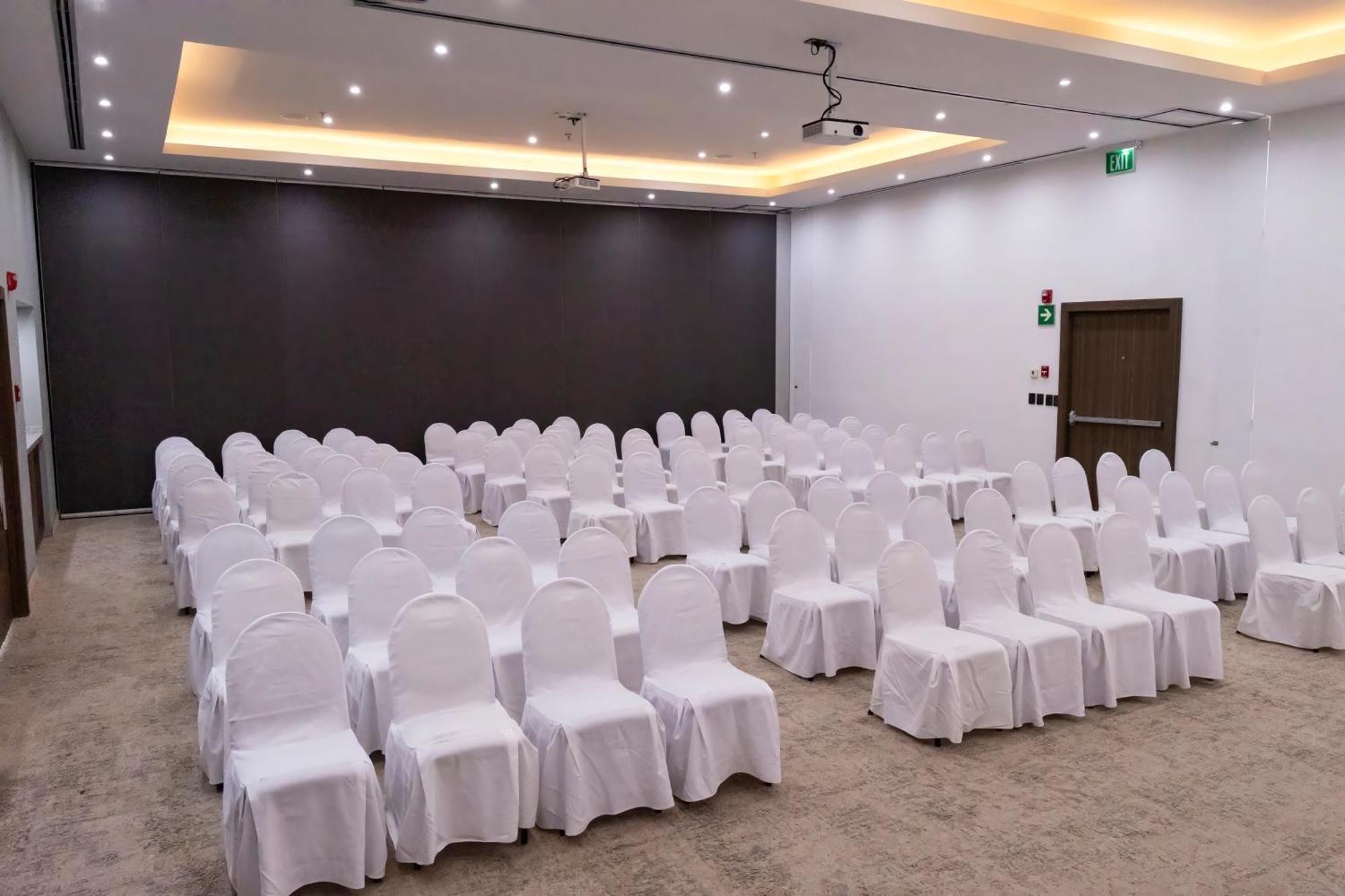 Holiday Inn Uruapan By Ihg Kültér fotó