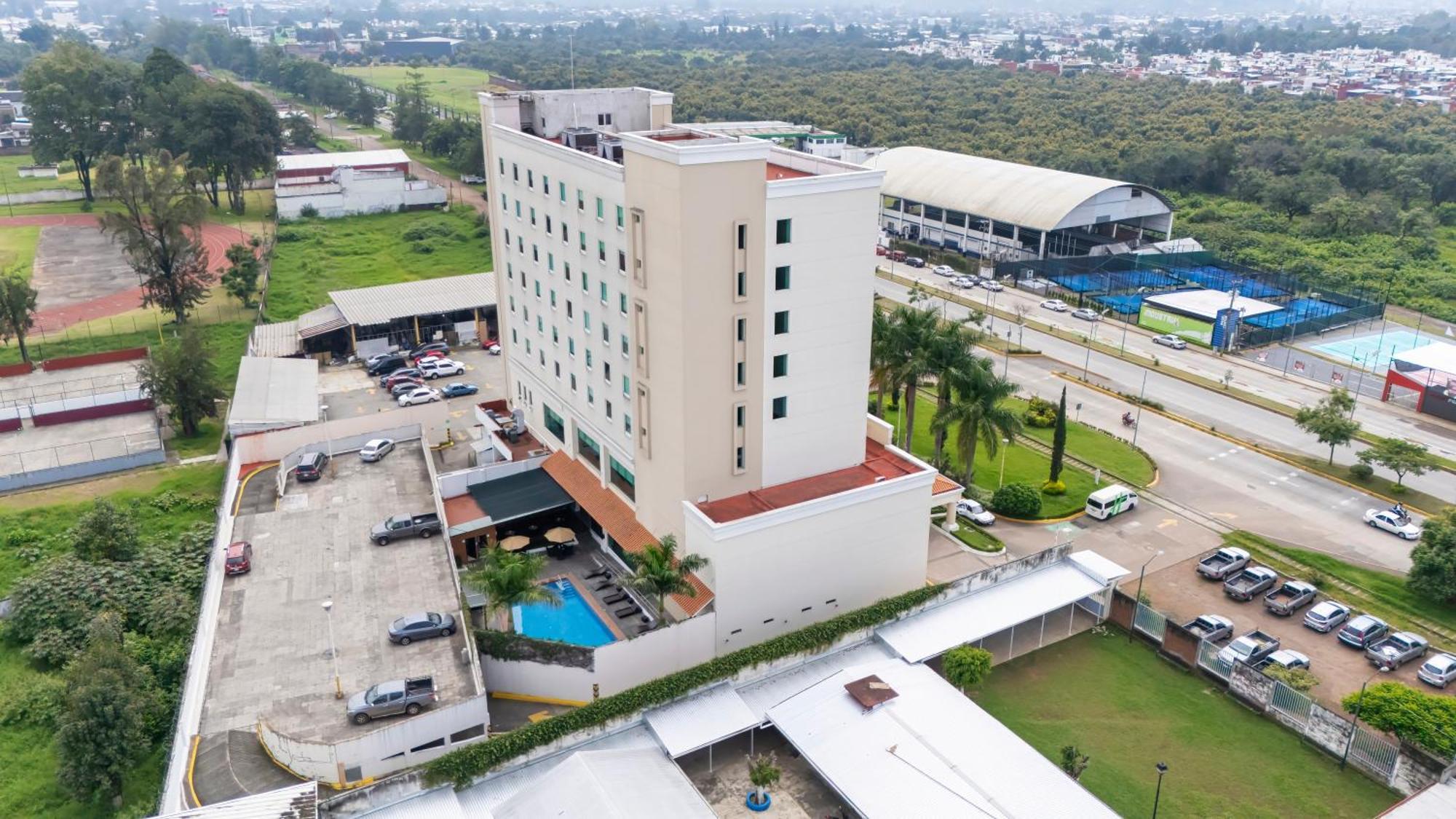 Holiday Inn Uruapan By Ihg Kültér fotó
