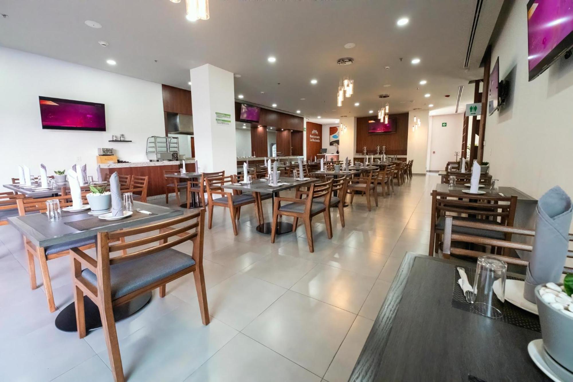 Holiday Inn Uruapan By Ihg Kültér fotó