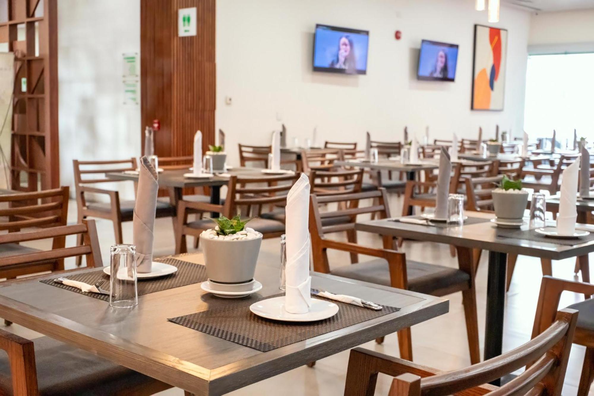 Holiday Inn Uruapan By Ihg Kültér fotó